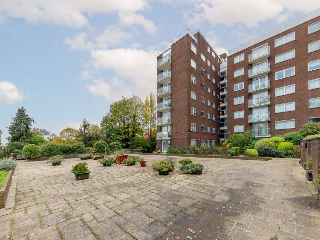 3 bed flat for sale in Hillcrest Road, London W5 Zoopla