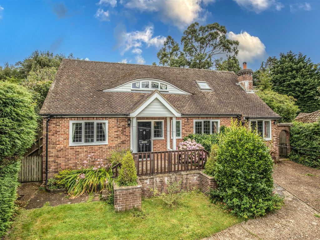 4 bed detached house for sale in Firgrove Road, Cross In Hand