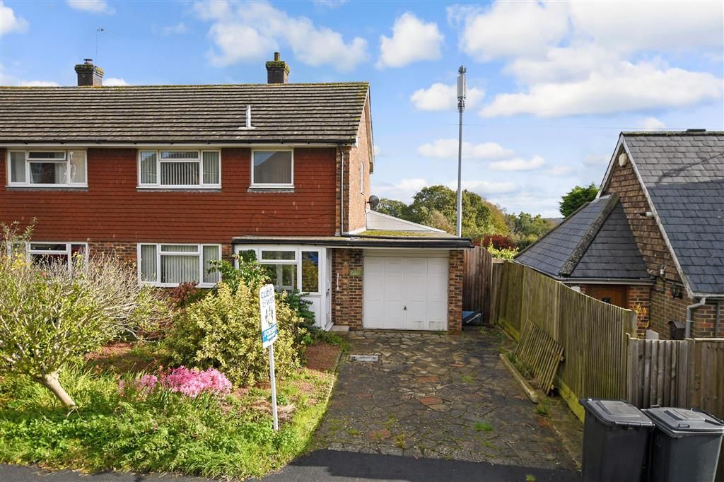 3 bed semidetached house for sale in Queens Road, Crowborough, East