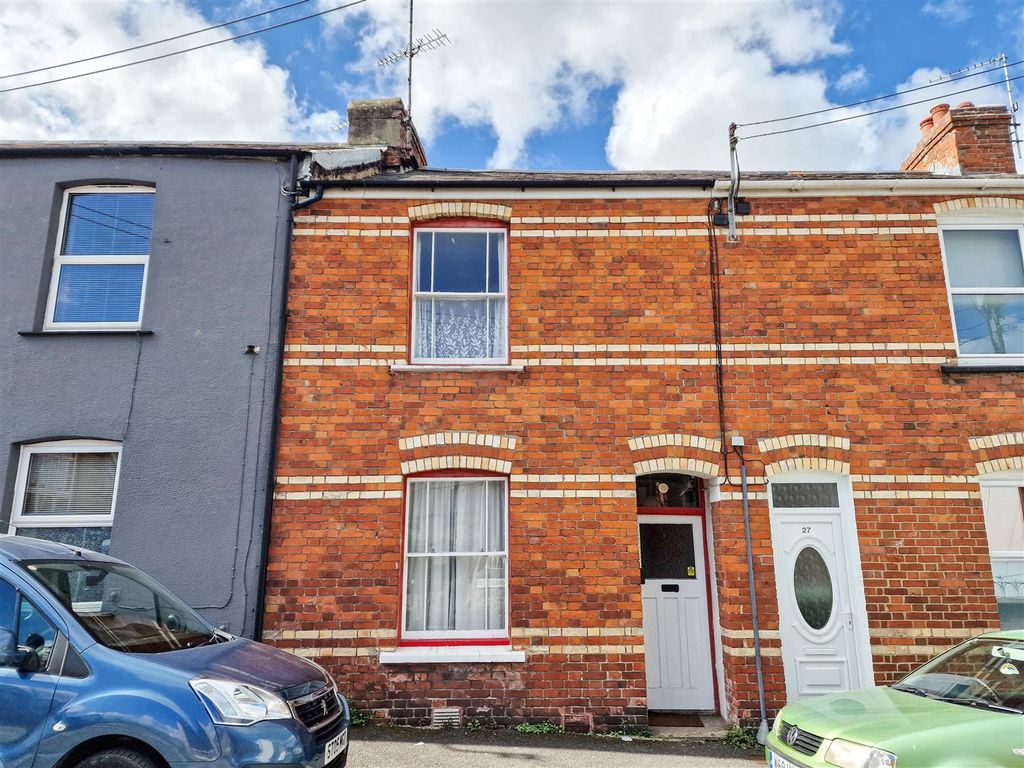 2 bed terraced house for sale in Cyprus Terrace, Newport, Barnstaple