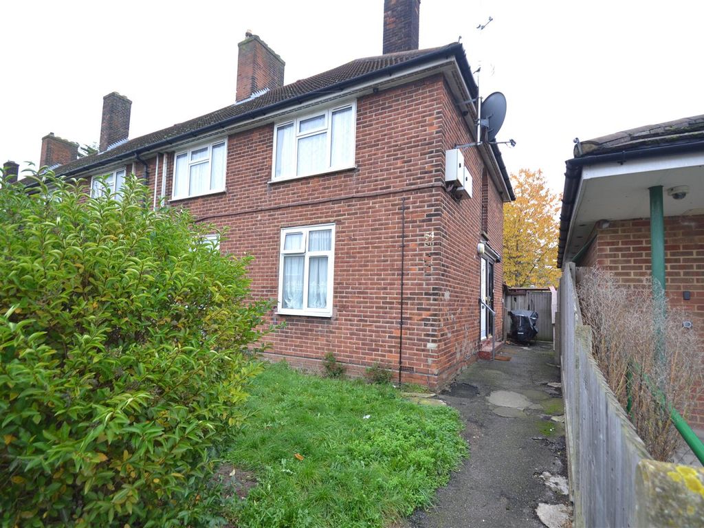 Room for sale in Markyate Road, Becontree, Dagenham RM8, £230,000 Zoopla