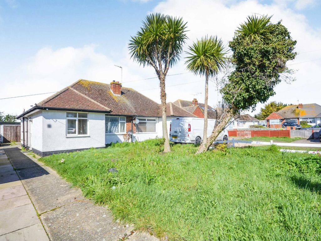 2 bed semidetached bungalow for sale in Vine Close, Ramsgate, Kent