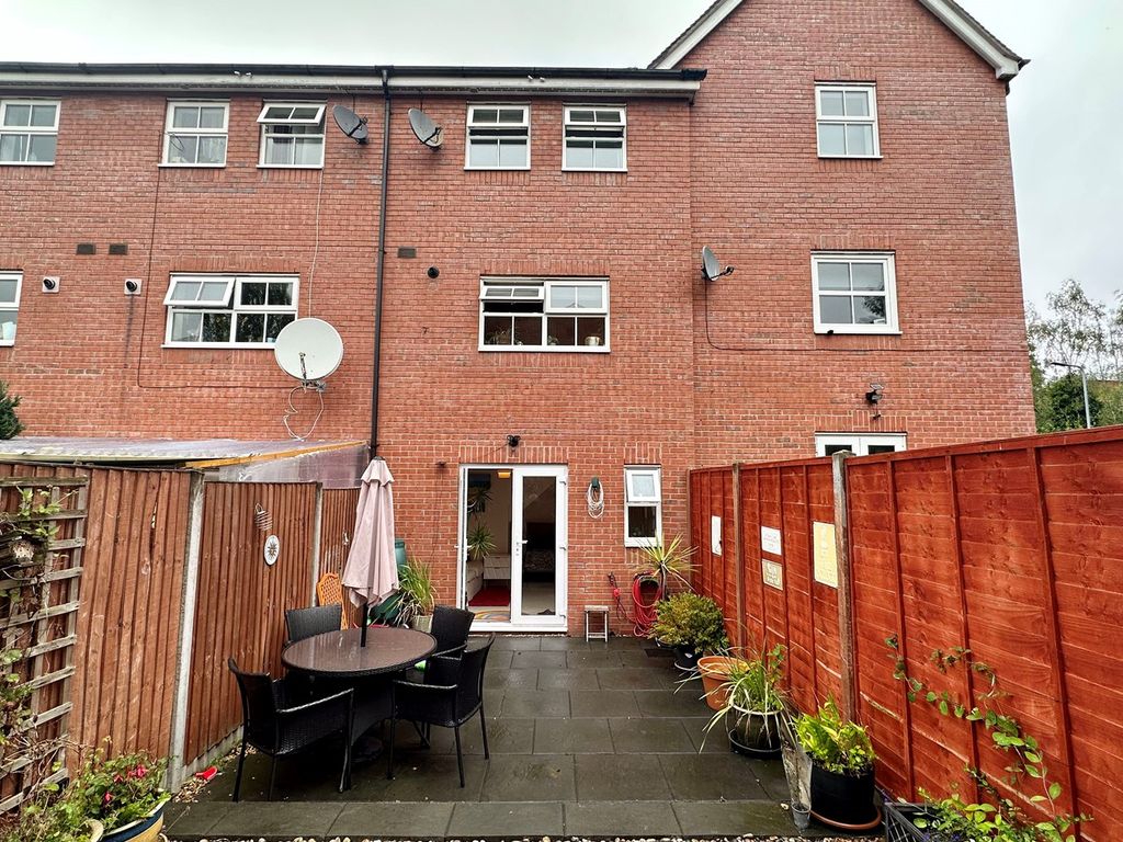 3 bed terraced house for sale in Kernal Road, Whitecross, Hereford HR4
