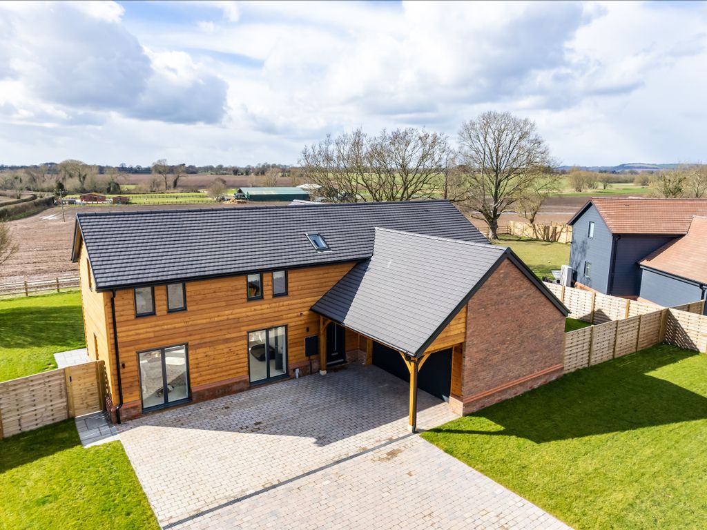 4 bed detached house for sale in Whitley Fields, EatonOnTern, Market