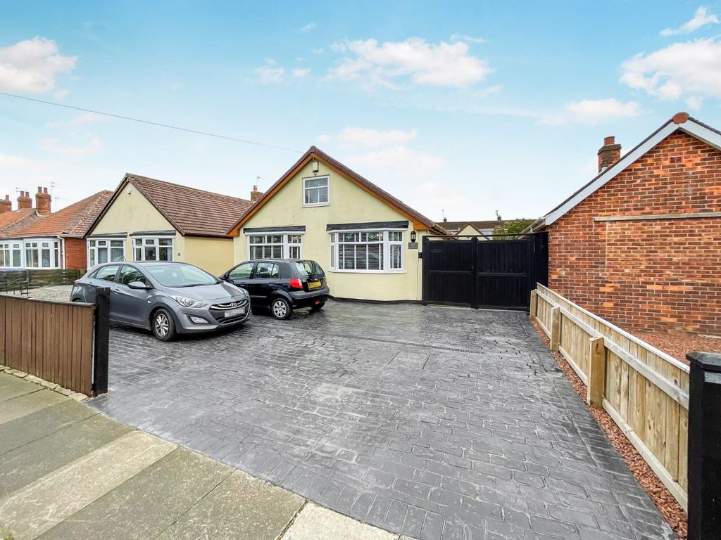 2 bed detached bungalow for sale in Brierton Lane, Hartlepool TS25 Zoopla