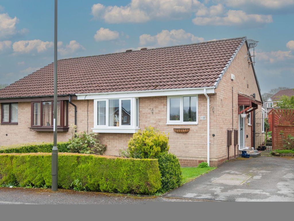 2 bed semidetached bungalow for sale in Tunstall Green, Chesterfield