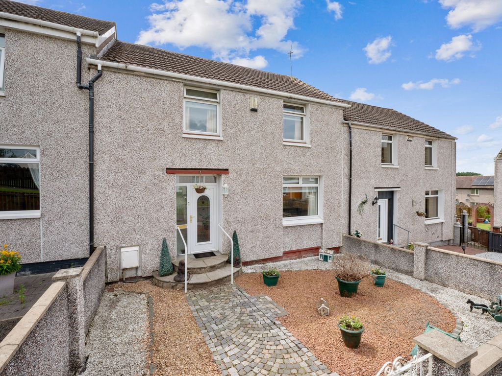 3 bed terraced house for sale in Kyle Avenue, Cowie, Stirlingshire FK7, £125,000 Zoopla
