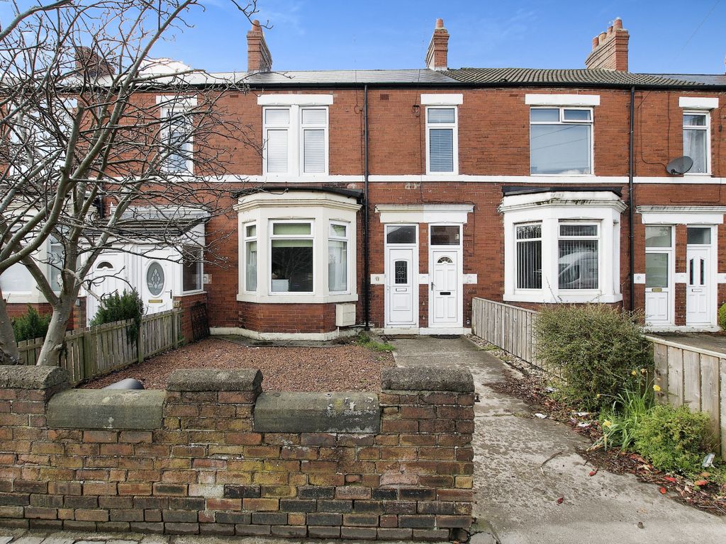 2 bed flat for sale in East View, Wideopen, Newcastle Upon Tyne, Tyne