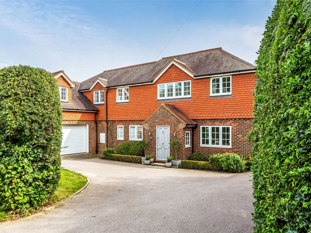 5 bed detached house for sale in Buckham Thorns Road, Westerham, Kent