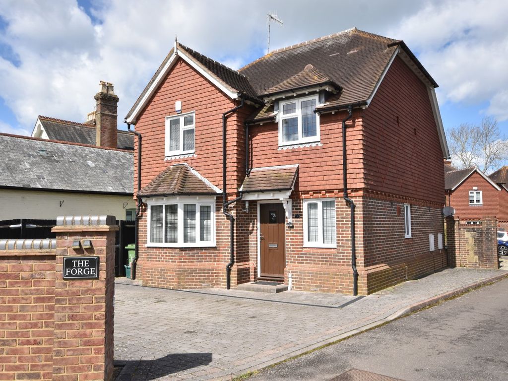 4 bed detached house for sale in The Street, Charlwood RH6, £675,000
