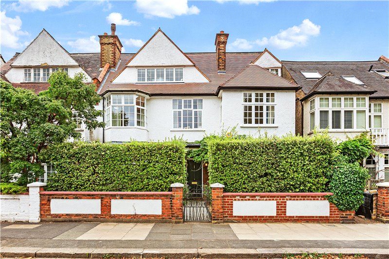 Ferry Road, Barnes, London SW13  