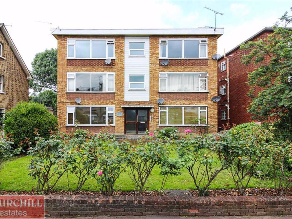 1 bed flat for sale in Cornwall Court, Prospect Road, Woodford Green