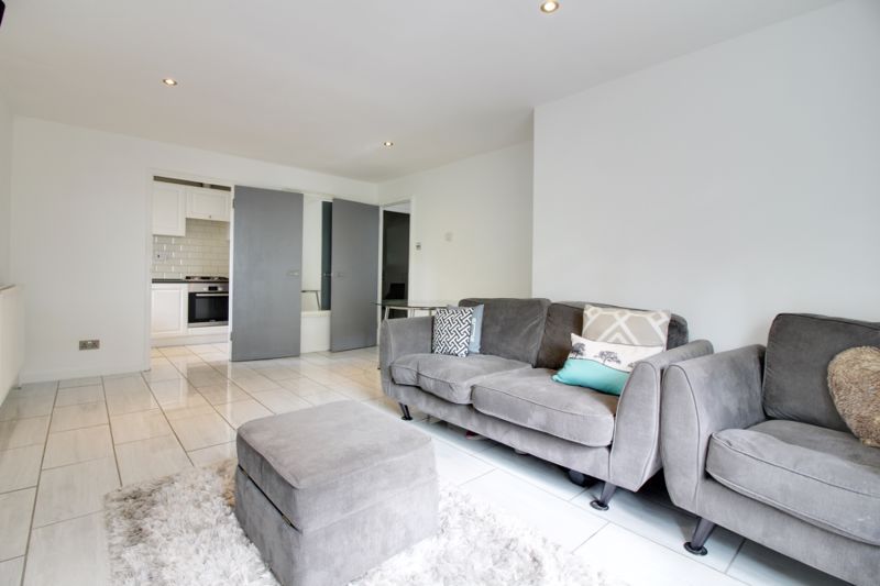 1 bed flat for sale in 52, Prospect Road, EN5, £294,995 Zoopla