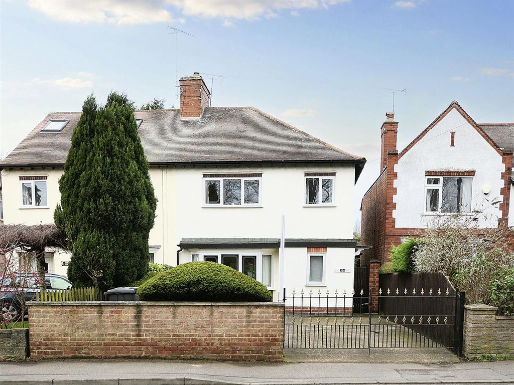 3 bed semidetached house for sale in Hickings Lane, Stapleford