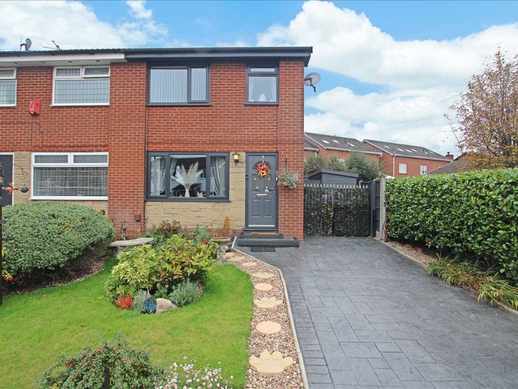 3 bed semidetached house for sale in Collingwood Way, Westhoughton