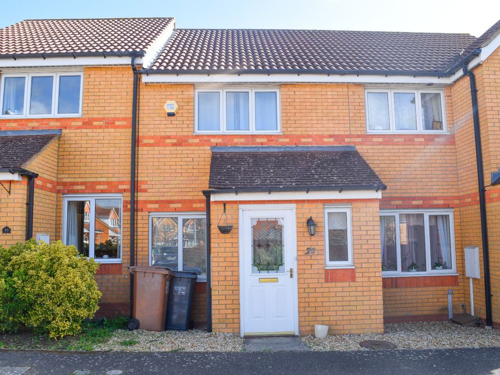 2 bed terraced house to rent in Farmers Close, Wootton Fields