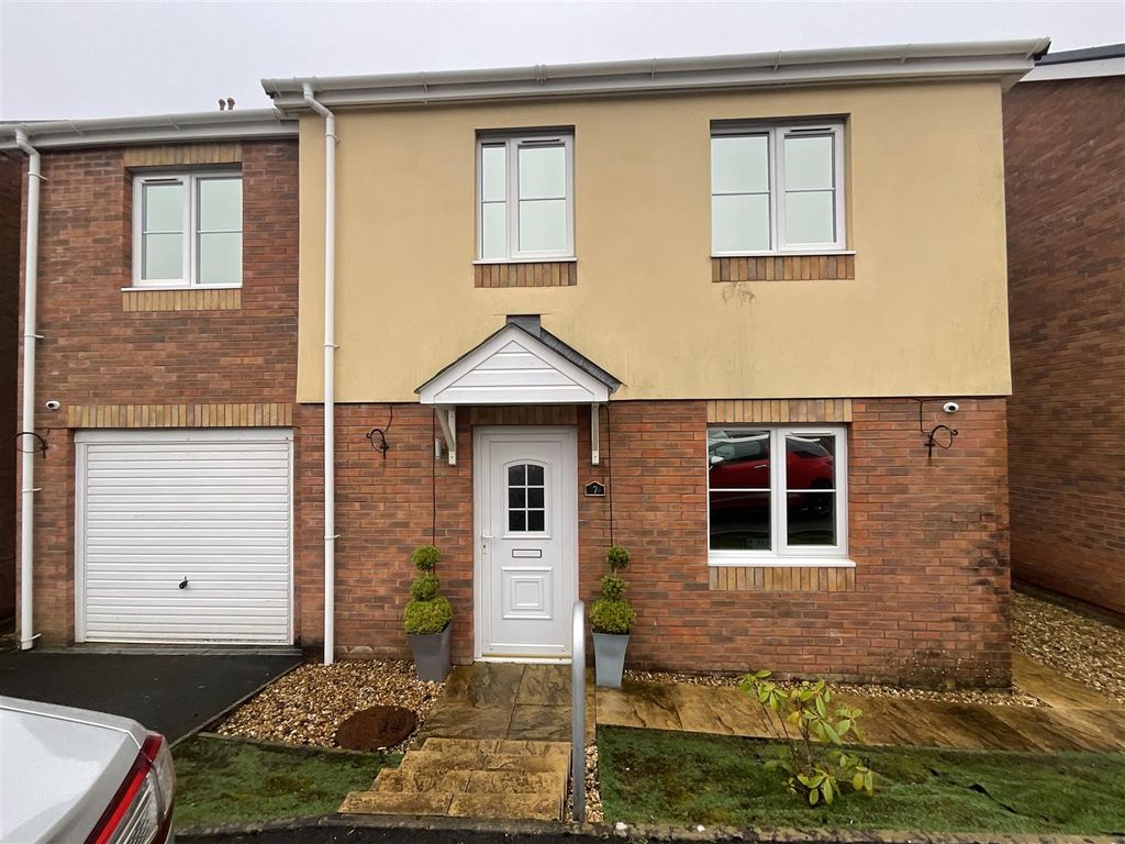 4 bed detached house for sale in Parc Fferws, Ammanford SA18 Zoopla
