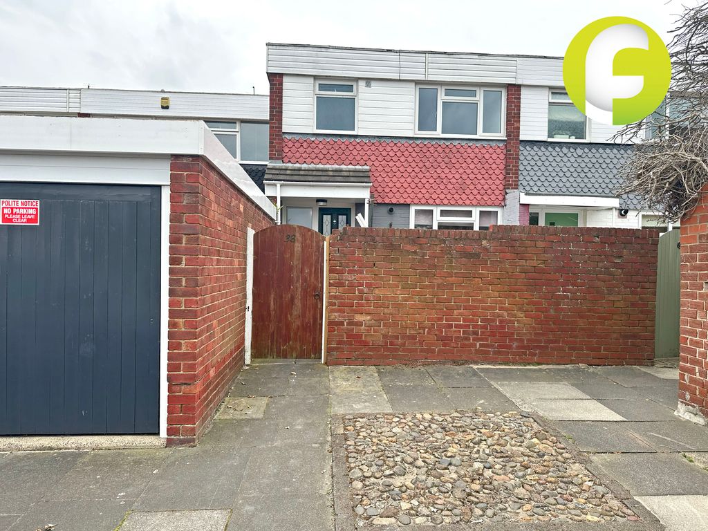 3 bed terraced house to rent in Carolyn Way, Whitley Bay, North Tyneside NE26, £1,395 pcm Zoopla