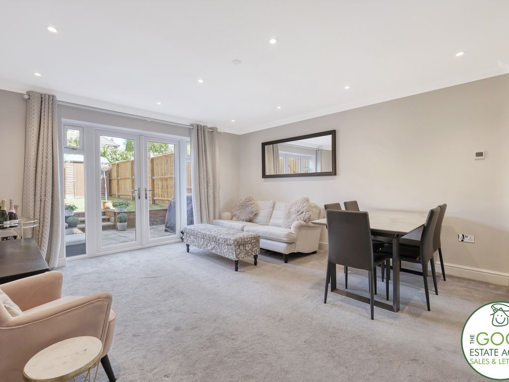 3 bed terraced house for sale in Highgrove Close, Loughton IG10, £