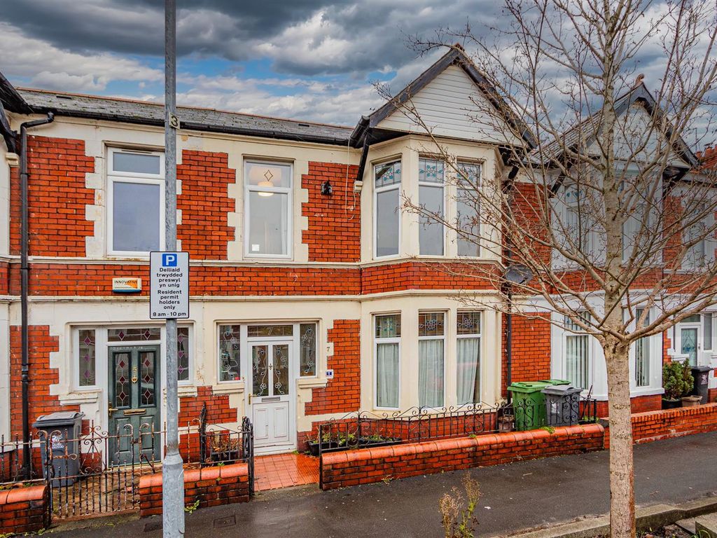 3 bed property for sale in Bargoed Street, Grangetown, Cardiff CF11, £