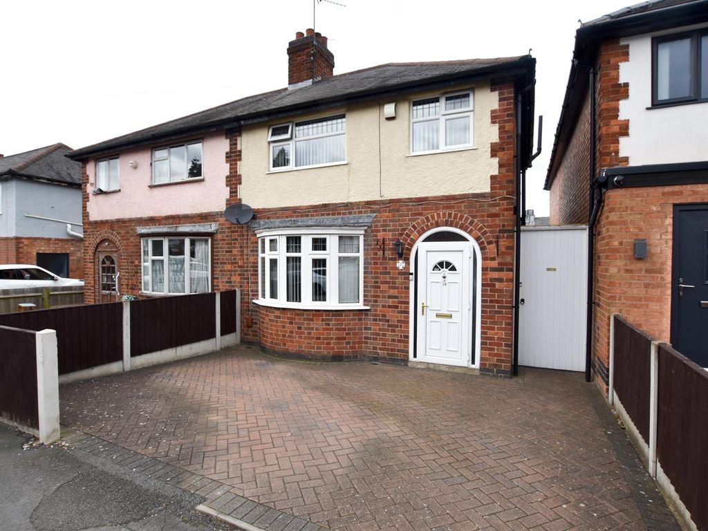 3 bed semidetached house for sale in Wanlip Avenue, Birstall