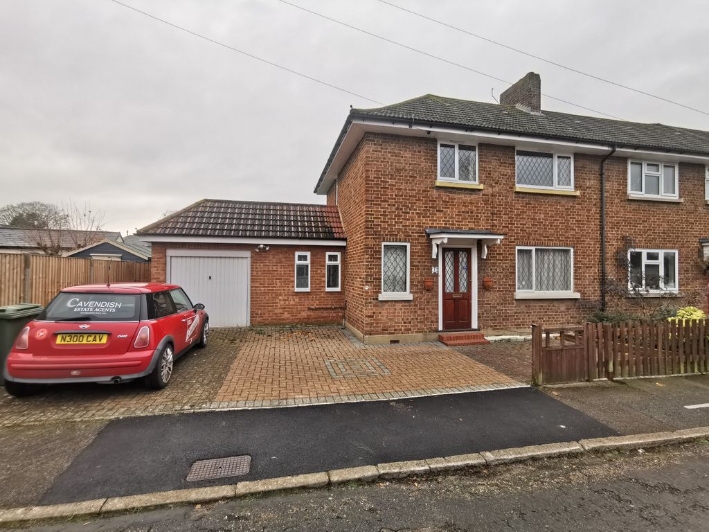 3 bed semidetached house for sale in Clifford Avenue, Wallington SM6