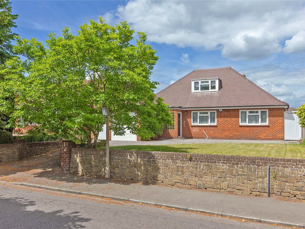 2 bed bungalow for sale in Borden Lane, Sittingbourne, Kent ME10 Zoopla