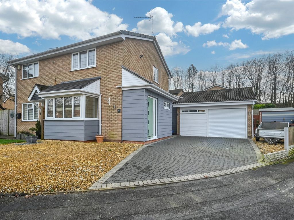 2 bed semidetached house for sale in Lexington Green, Stafford