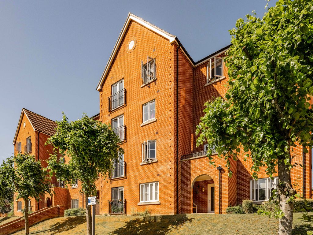 2 bed flat for sale in Brazen Gate, Norwich NR1, £175,000 Zoopla