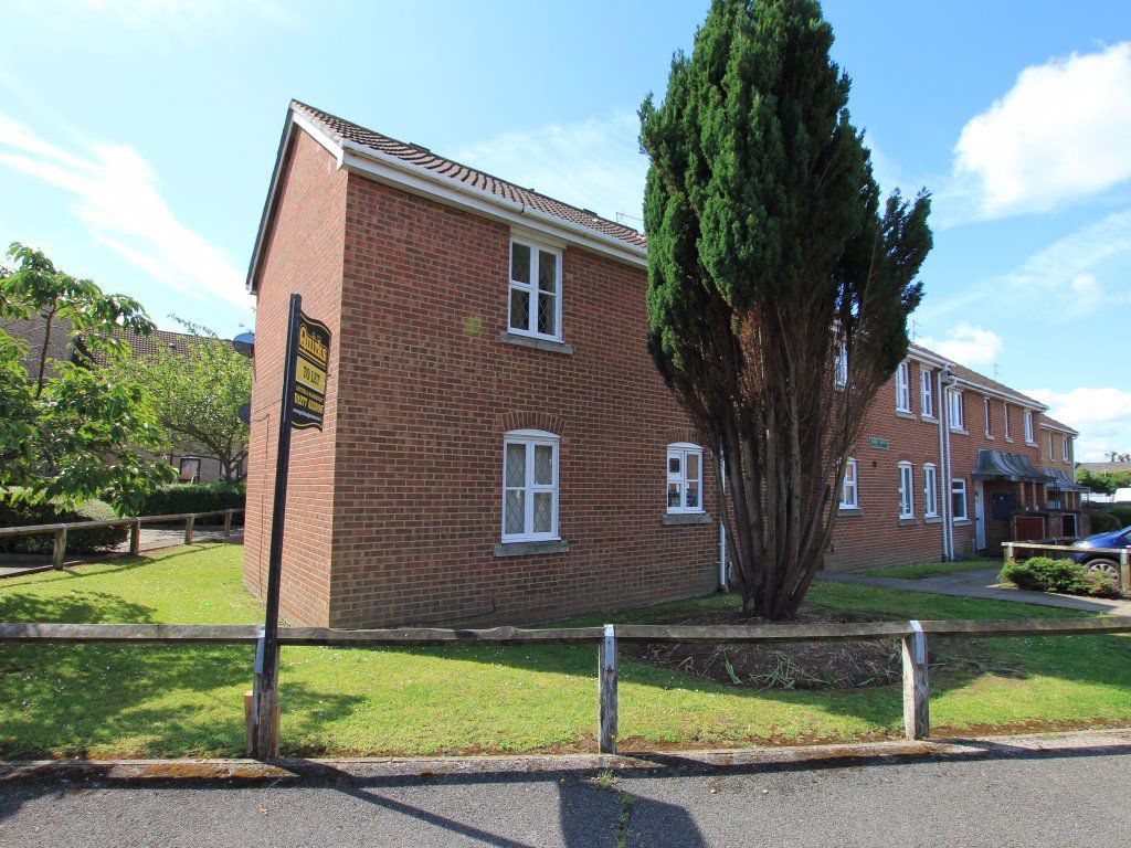 Studio to rent in York Road, Billericay CM12 Zoopla