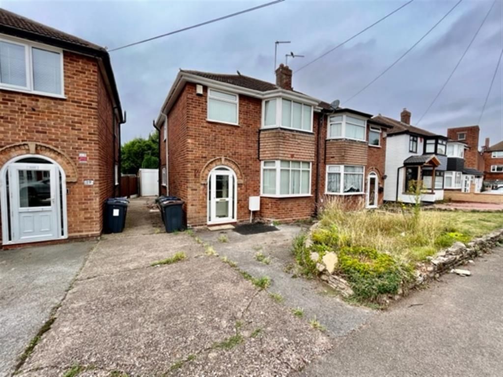 3 bed semidetached house to rent in Newcroft Grove, Yardley