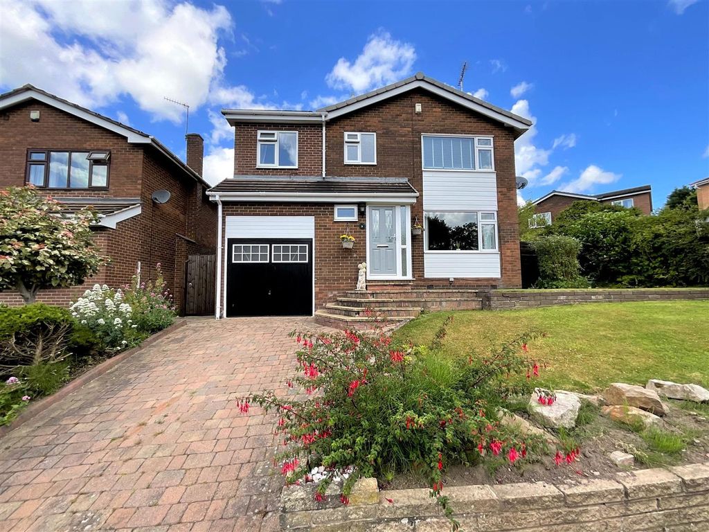 4 bed detached house for sale in Nidderdale Close, Congleton CW12 Zoopla