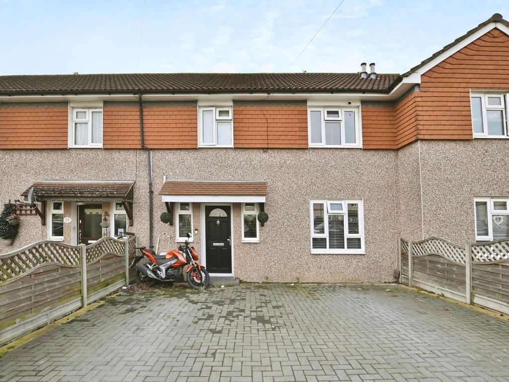 3 bed terraced house for sale in Botley Drive, Havant, Hampshire PO9, £
