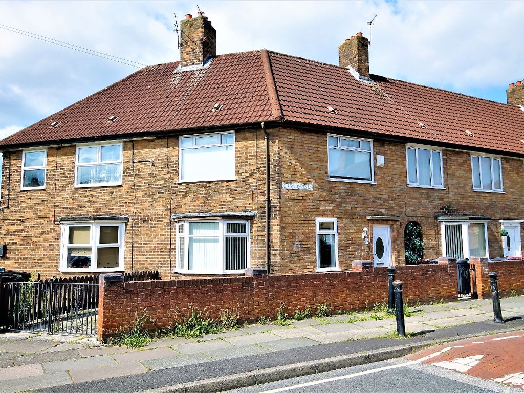 3 bed terraced house to rent in Hillside Avenue, Huyton, Liverpool L36