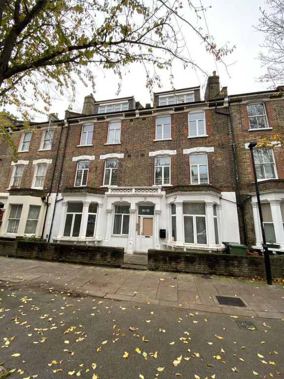 2 bed flat to rent in Drayton Park Road, Highbury, 1nd, London N5, £