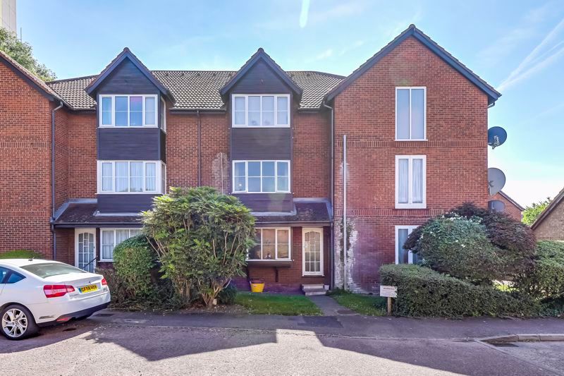 1 bed flat for sale in Mahon Close, Enfield EN1 Zoopla