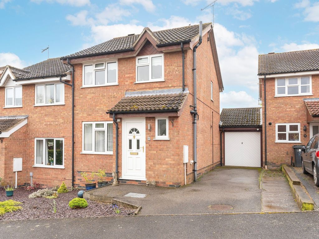 2 bed semidetached house for sale in Steward Way, Scarning, Dereham