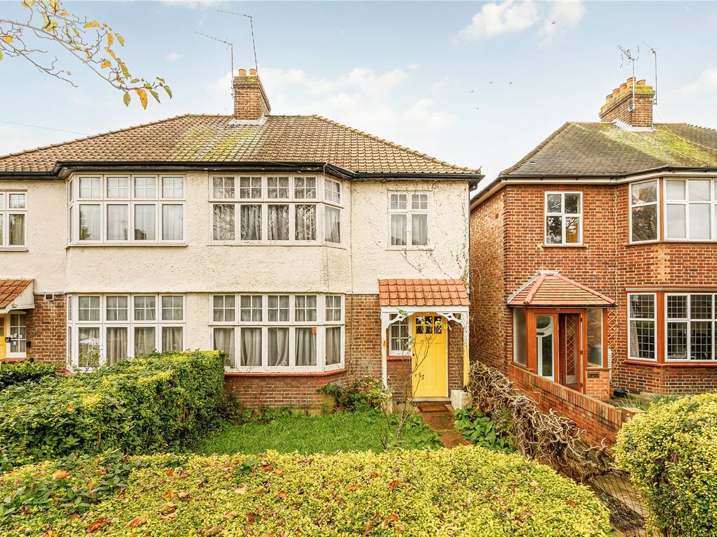3 bed semidetached house for sale in Lexden Road, London W3, £795,000