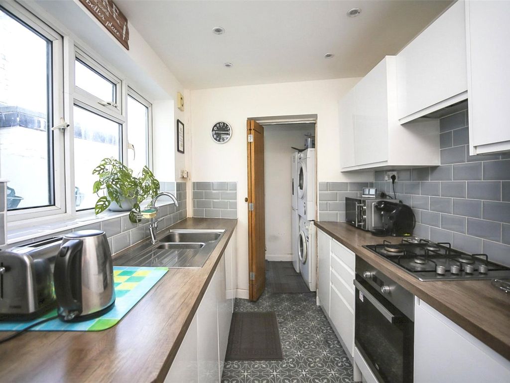2 bed terraced house for sale in borstal street, rochester, kent me1