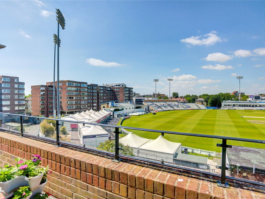 2 bed flat for sale in Palmeira Avenue, Hove, East Sussex BN3 Zoopla