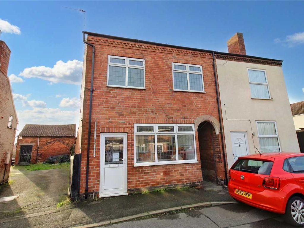 1 bed flat to rent in Main Street, Newthorpe, Nottingham NG16, £625 pcm