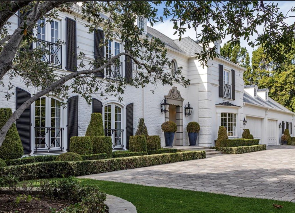 9 bed property for sale in South Mapleton Drive, Holmby Hills, Los