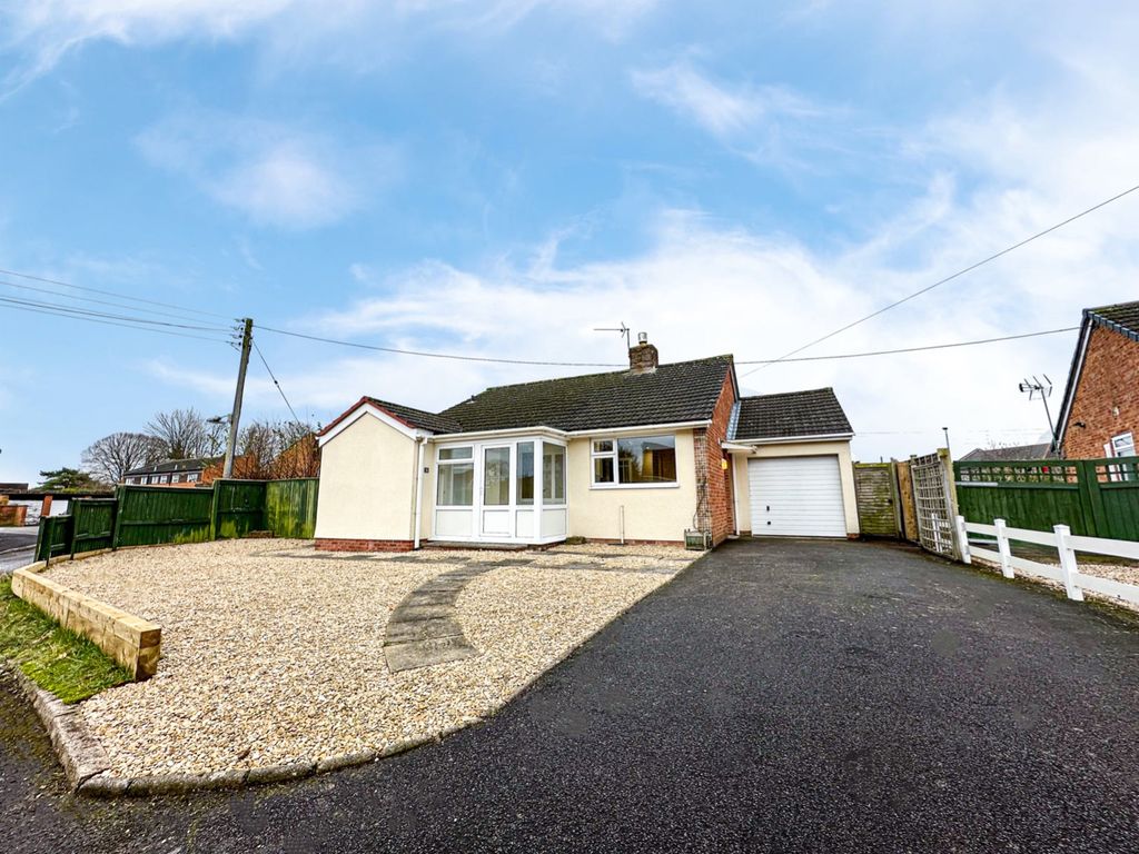 3 bed detached bungalow for sale in The Grove, Henlade, Taunton. No