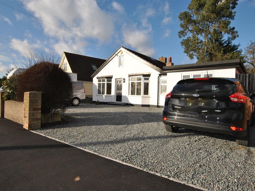 St. Margarets Ave UB8  