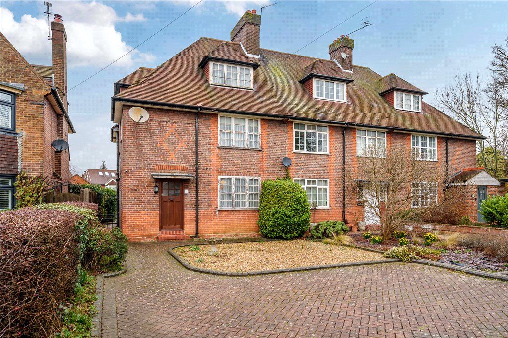 4 bed end terrace house for sale in Park Way, Ruislip, Middlesex HA4