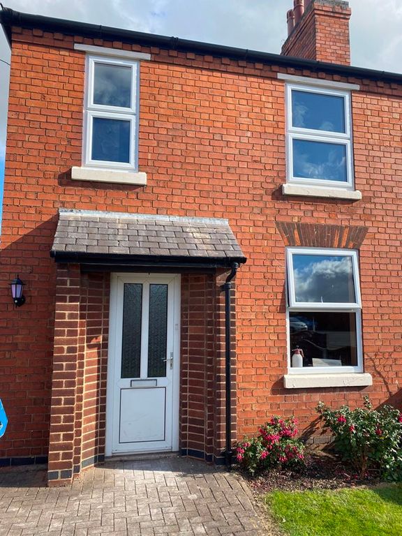 3 bed semidetached house to rent in Station Road, Castle Donington, Derby DE74 Zoopla