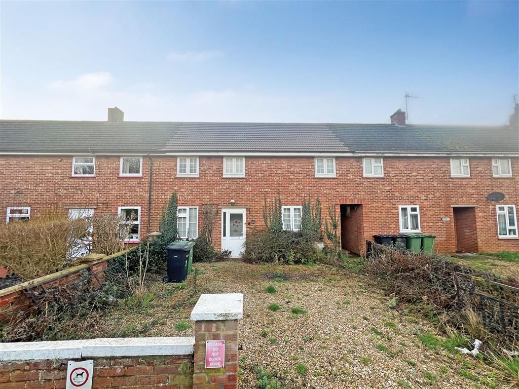 3 bed terraced house for sale in Parkside, King's Lynn PE31