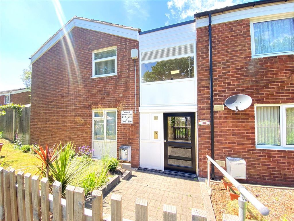 2 bed for sale in Coleshill Heath Road, Marston Green