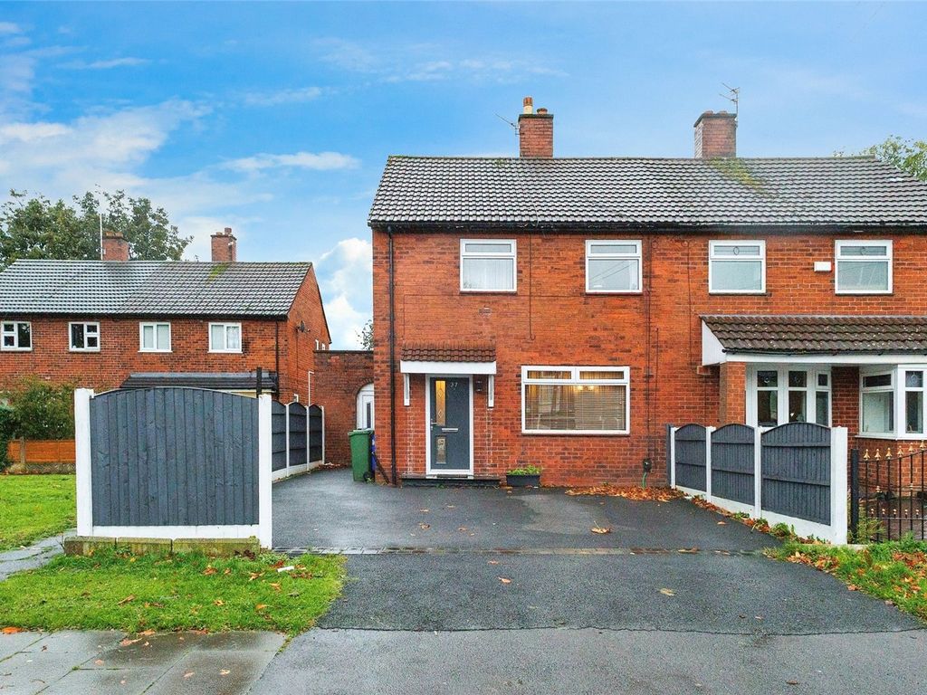 3 bed semidetached house for sale in Picton Street, AshtonUnderLyne