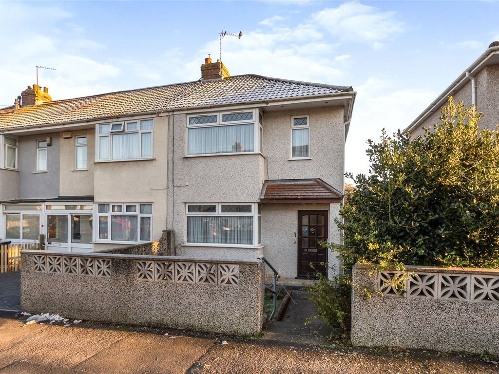 3 bed end terrace house for sale in Hunters Way, Filton, Bristol